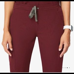Women’s Figs Scrub Pants
